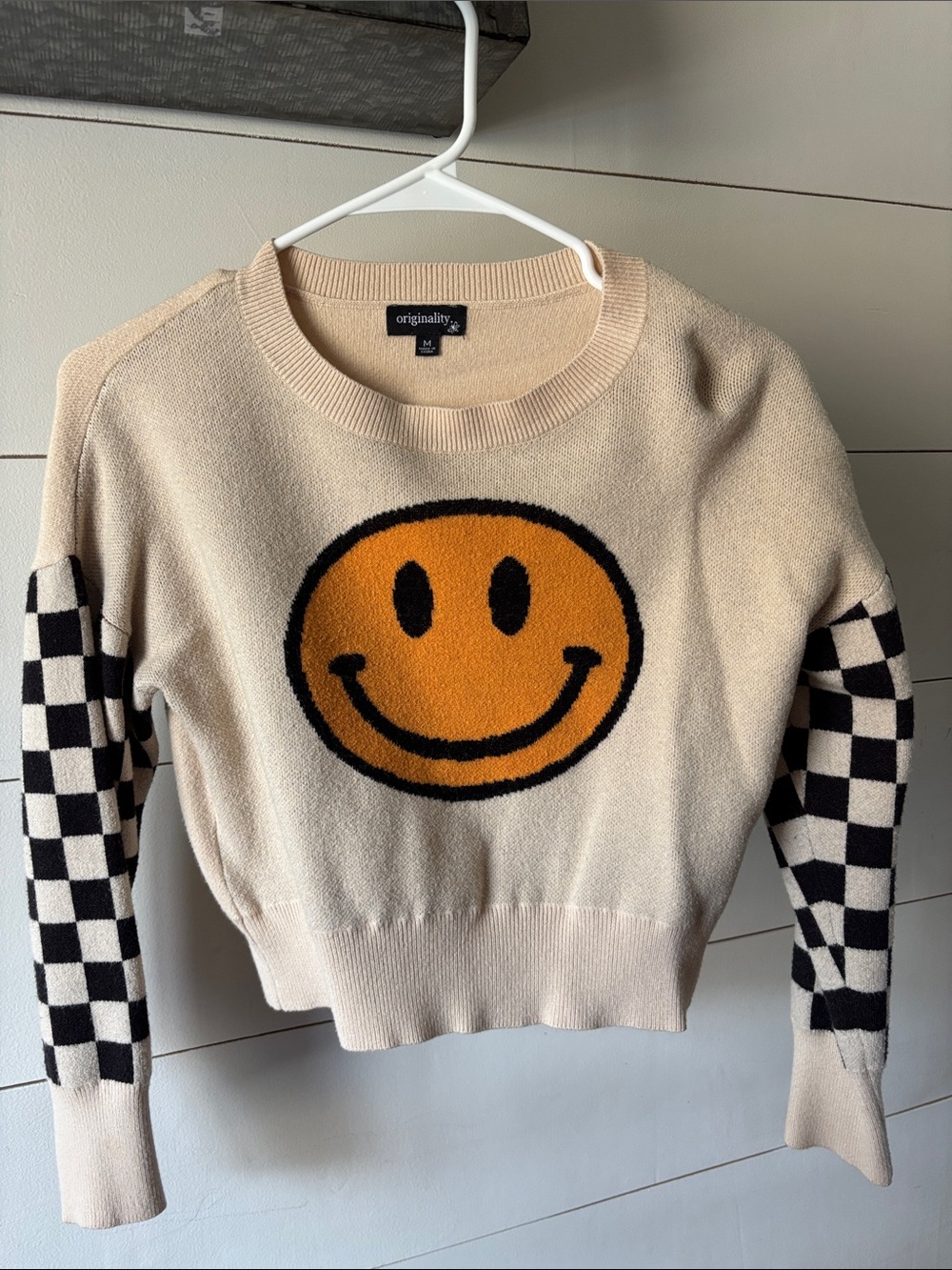 Originality Beige Crewneck Sweater with Orange Smiley and Checkered Sleeves
